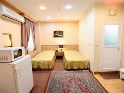 سوئیت چهار نفره هتل ساسان شیراز